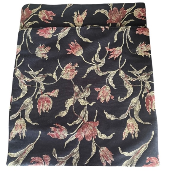 IKEA ÅLANDSROT Hand Embroidered French Tulip Pattern Cushion Covers Set of 2 - Picture 2 of 10